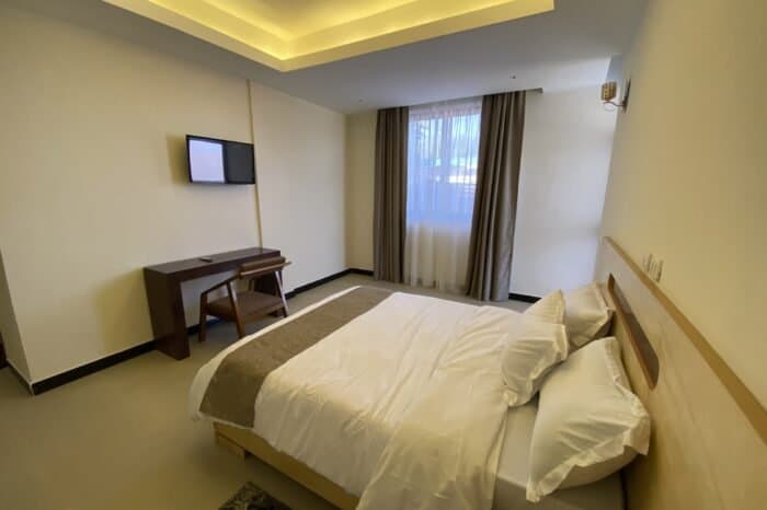 Standard Room With AC thumbnail 4