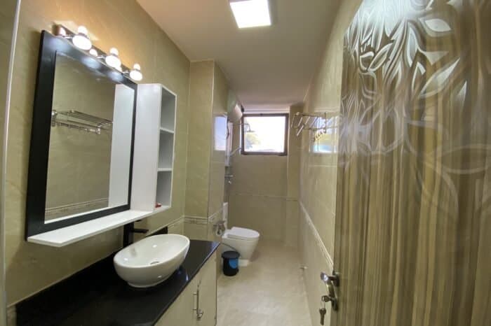 Twin Room With AC thumbnail 4